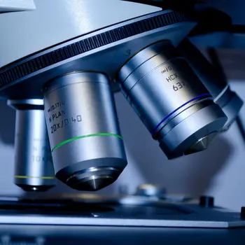 microscope used in media laboratory technology program