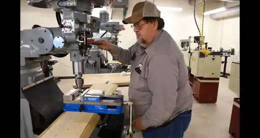 Advanced Manufacturing Center Programs