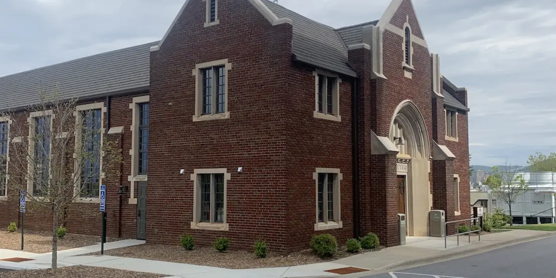 View of Ivy building at A-B Tech