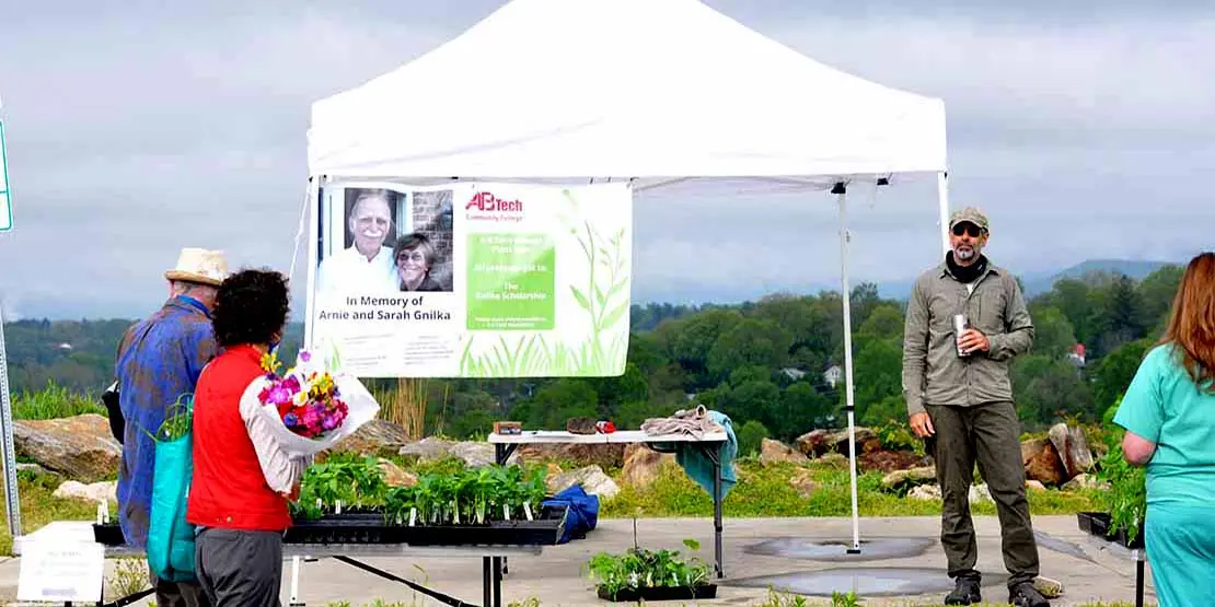 Tent with customers and plants