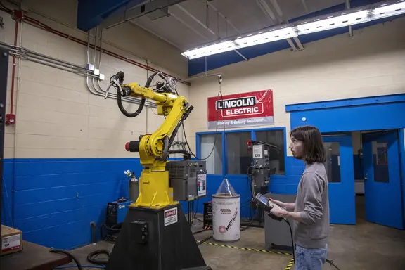Robotics & Multi-Axis Machining Certificate Hero